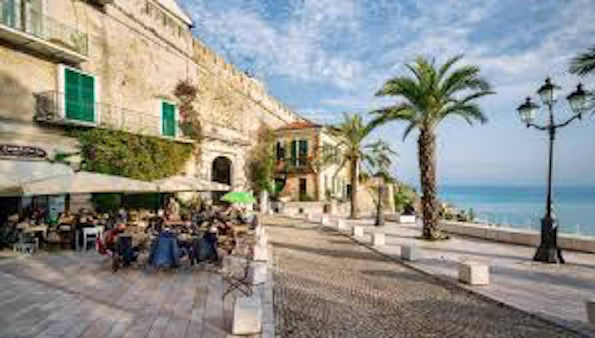 Appartamento Casa Cele Centro Citta Vista Mare Ventimiglia Esterno foto